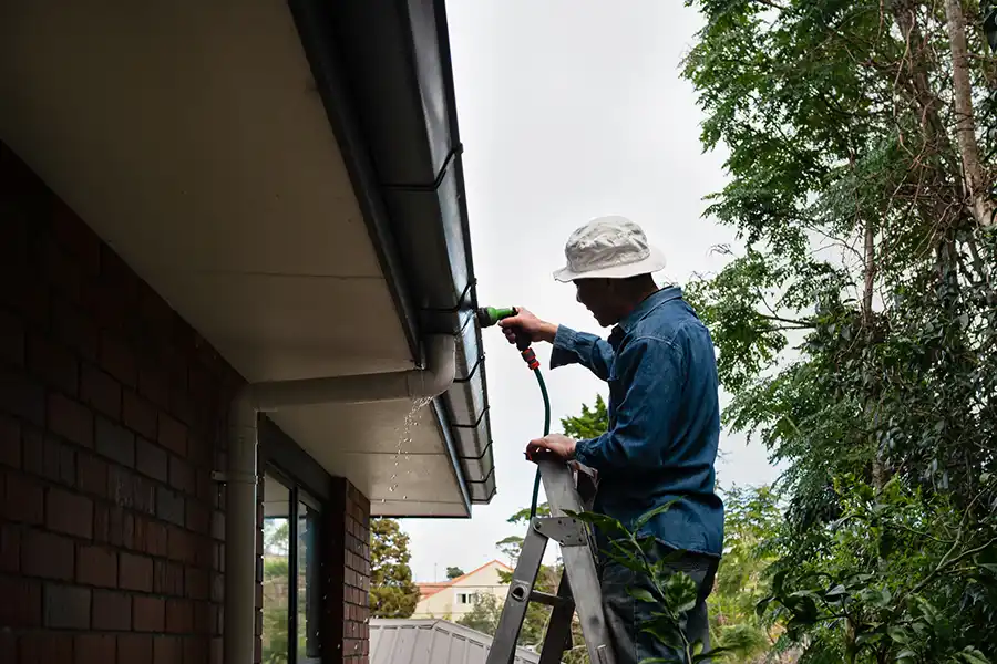 How To Clean Gutters Sycamore, IL